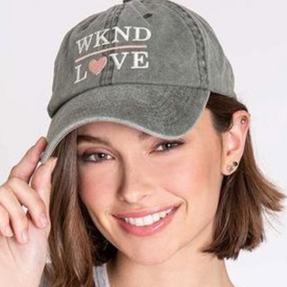 PB Salvage Weekend WKND Love Hat - Picture 2 of 4